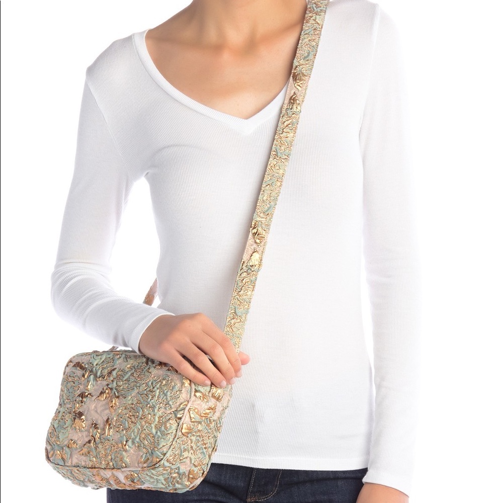 📍SOLD📍Anna Sui wanderlust crossbody NWT